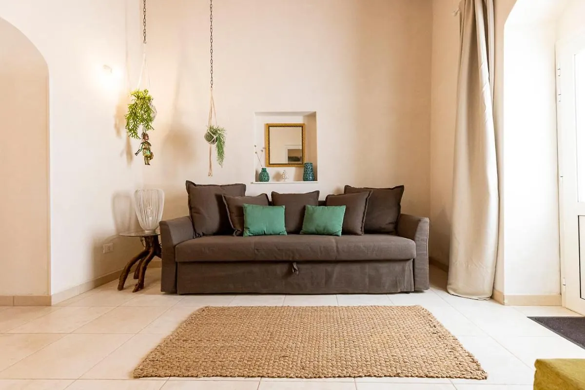 La Casa Dei Limoni Con Piscina Noto Apartment