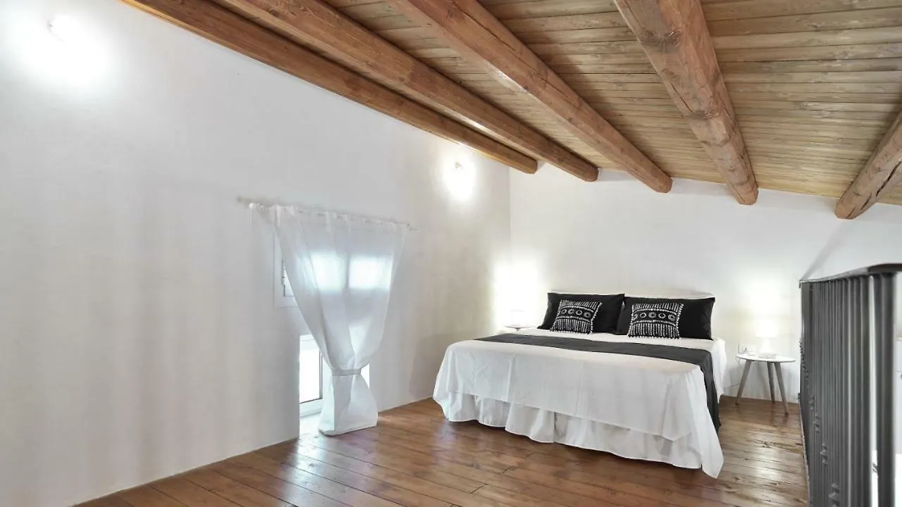 La Casa Dei Limoni Con Piscina Noto Apartment