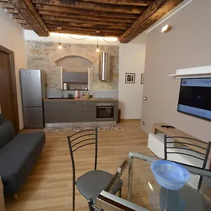 Vico Durazzo Apartment Genoa