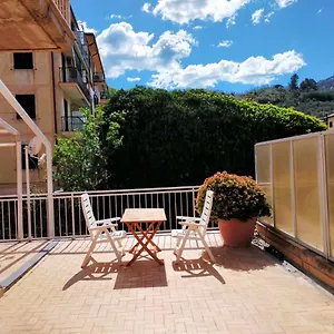 Molo Giano Apartment Levanto